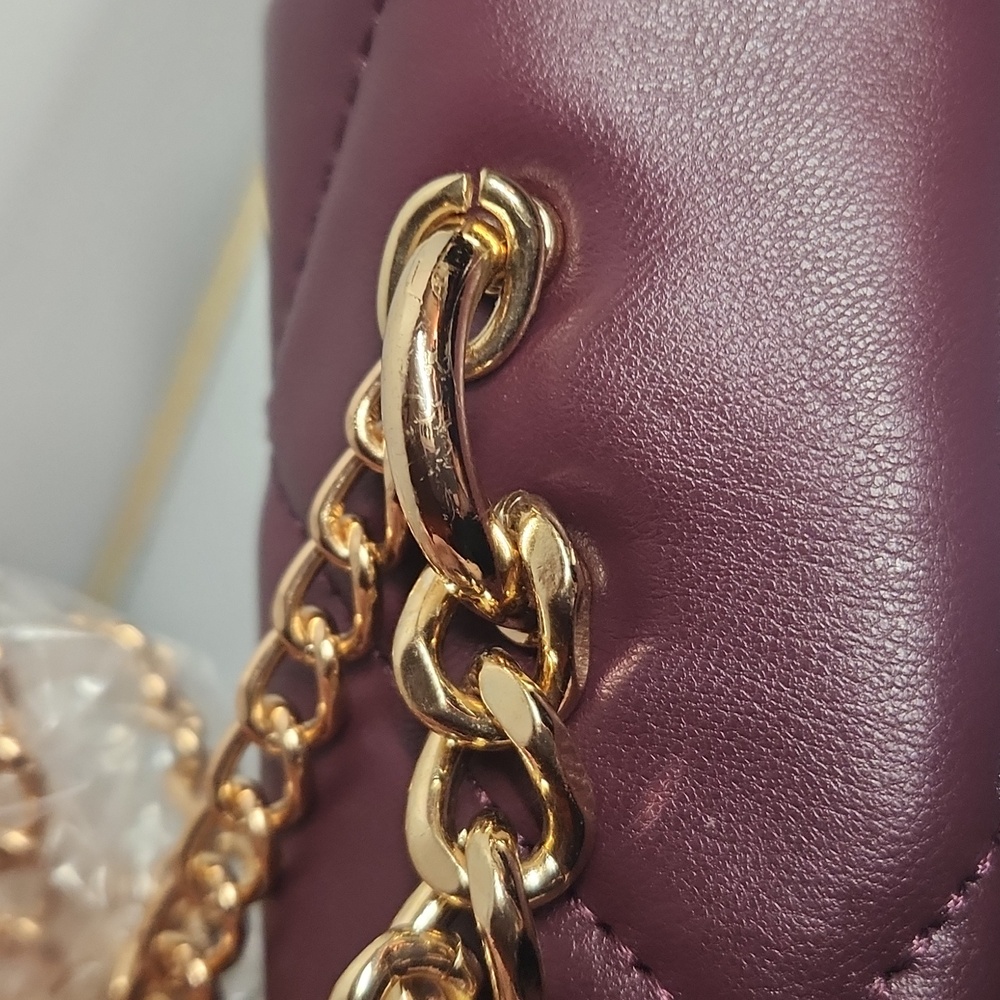 Badgley Mischka Quilted Crossbody NWT - Picture 6 of 7